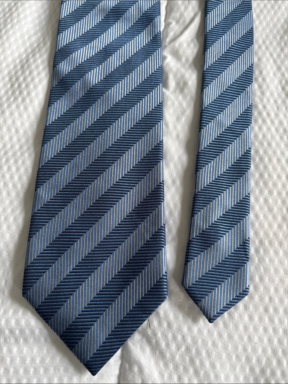 Classic Chevron Blue Men's Silk Tie